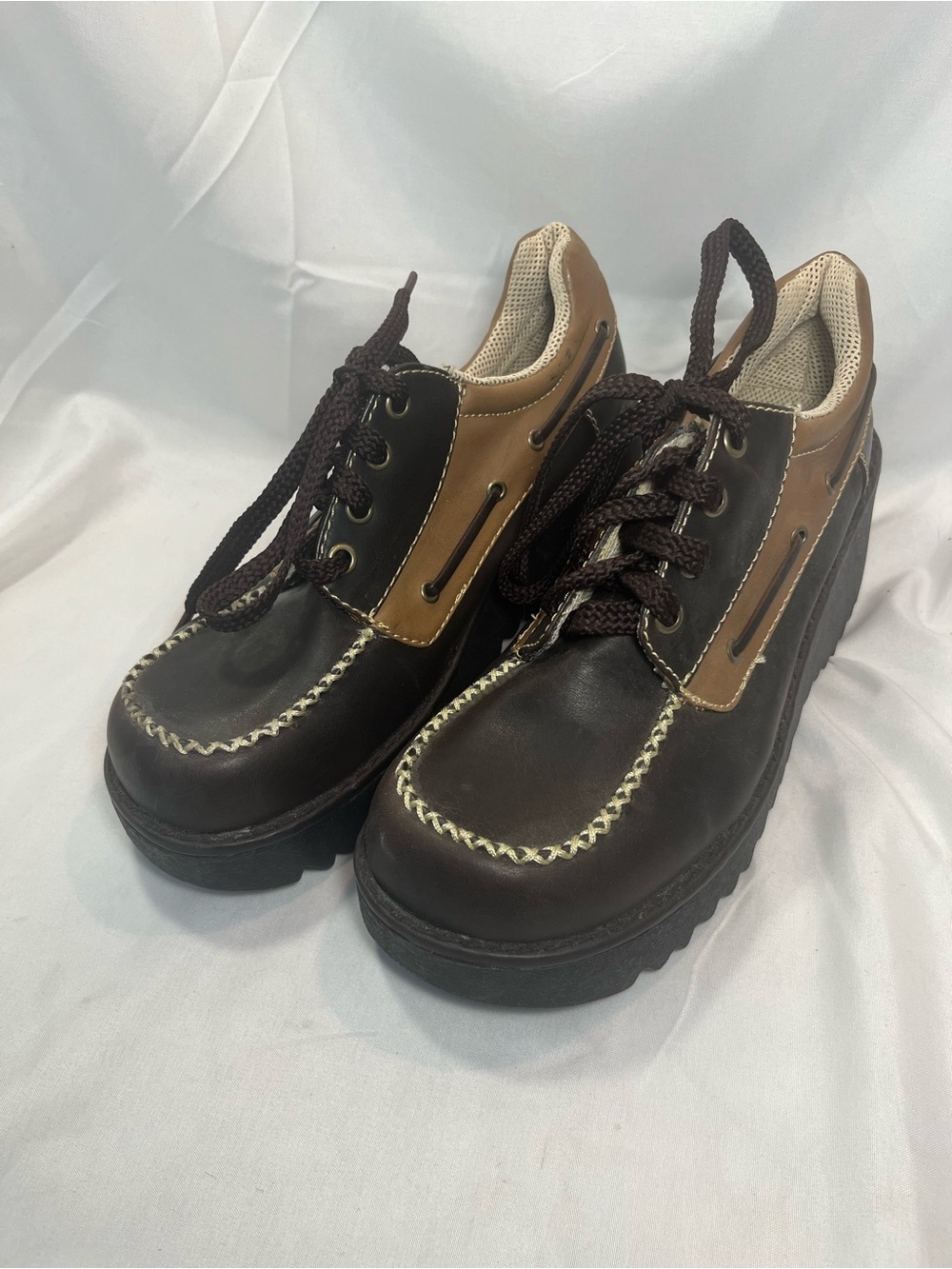 Soda Women's Brown and Tan Lace-Up Winter Boots